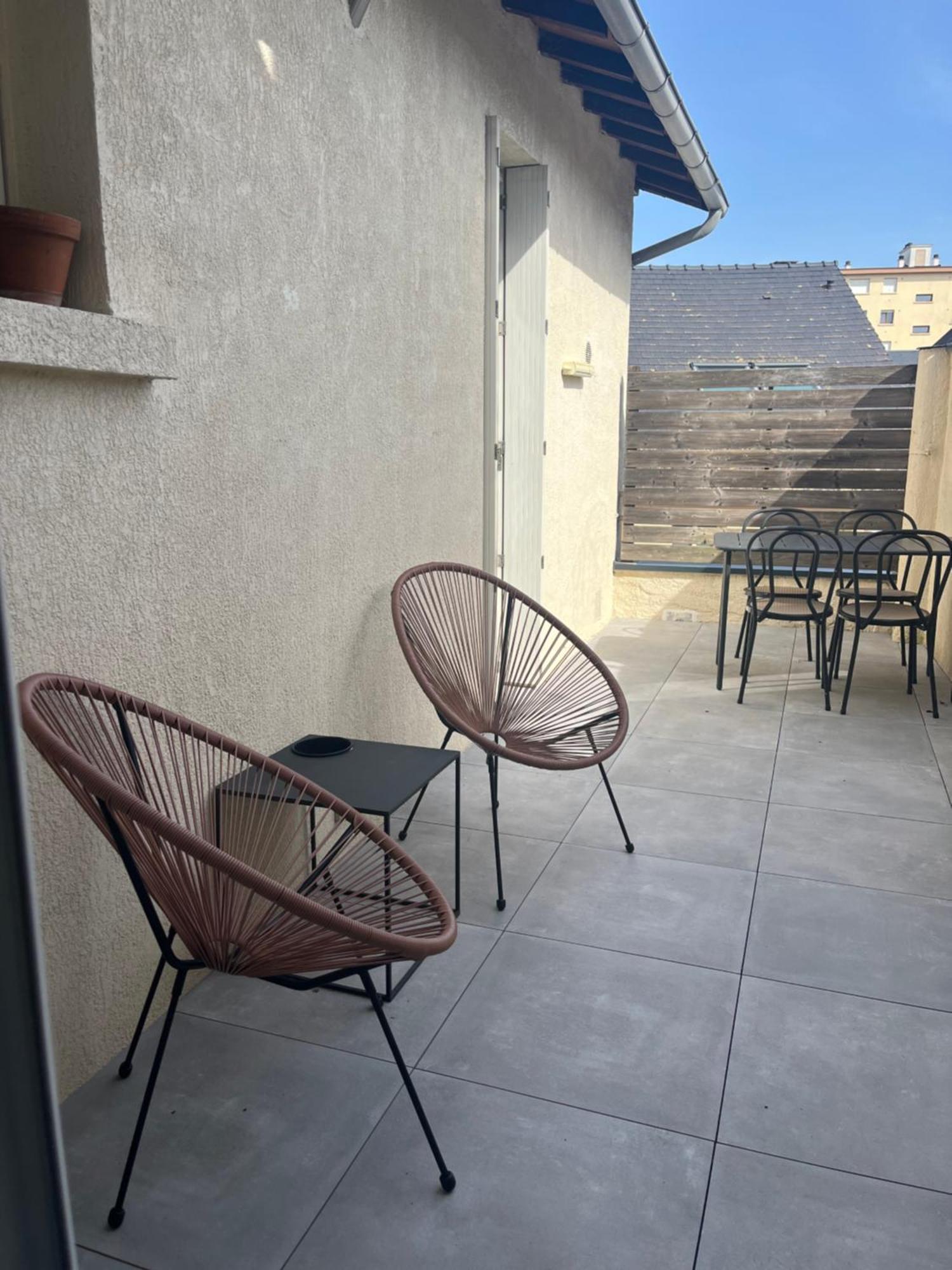 Duplex De Charme En Centre Ville Avec Terrasse Brive-la-Gaillarde Esterno foto